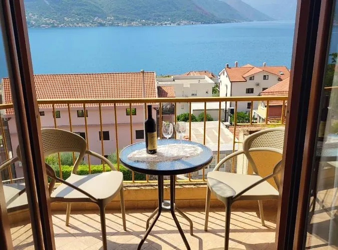 Apartment Raskovic II